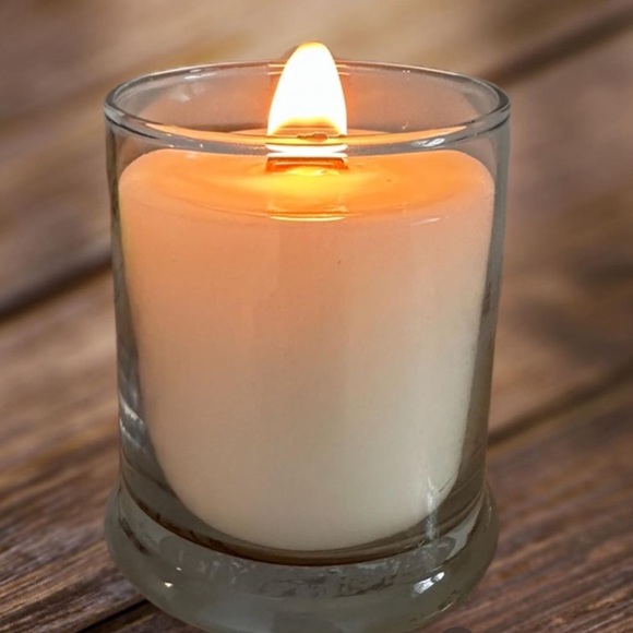 City Collection Paris Candle - Picture 4 of 5